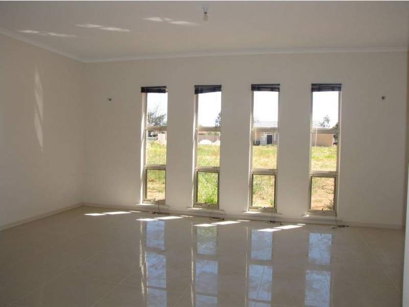 7 Hamilton Road, Woodville North SA 5012