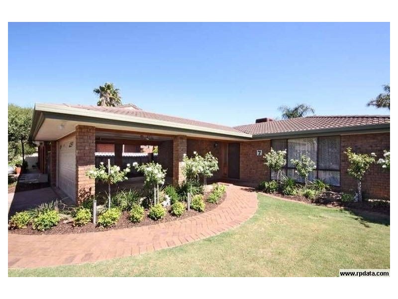 7 Hannam Avenue, Grange SA 5022