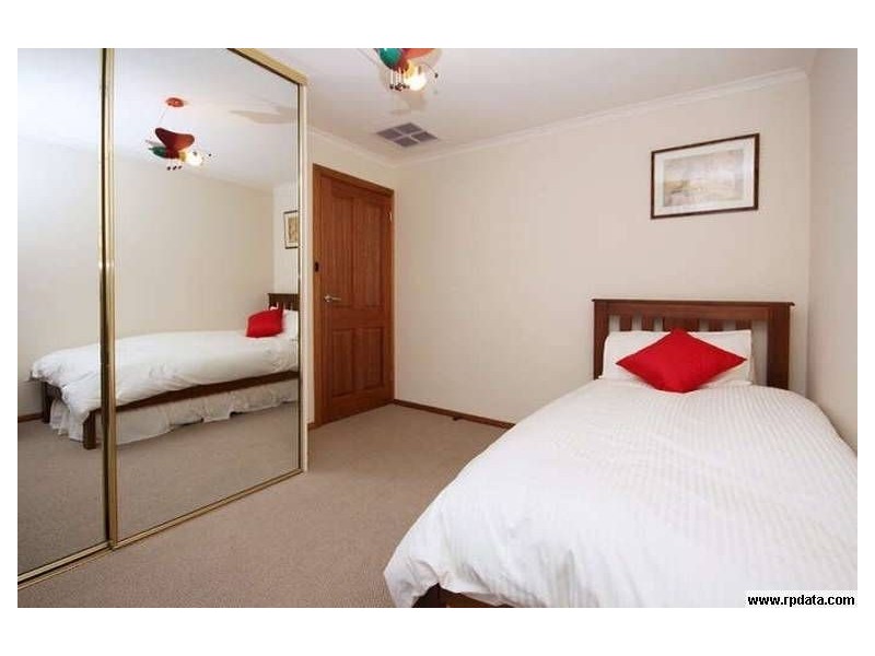 7 Hannam Avenue, Grange SA 5022