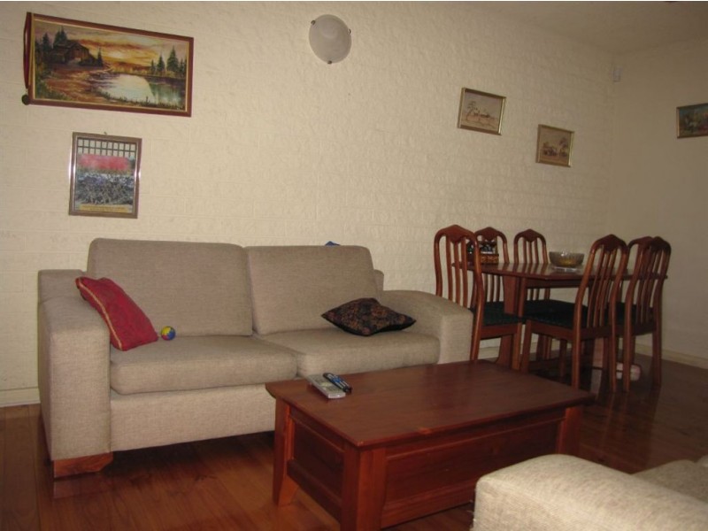 2/16 Russell Street, Rosewater SA 5013