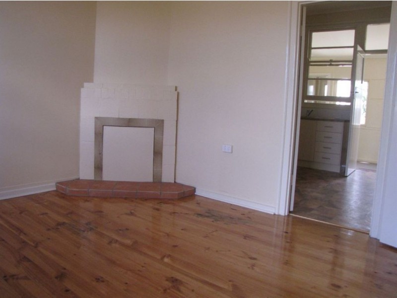 36 First Avenue, Woodville Gardens SA 5012