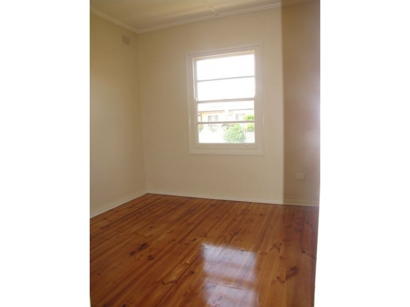 36 First Avenue, Woodville Gardens SA 5012