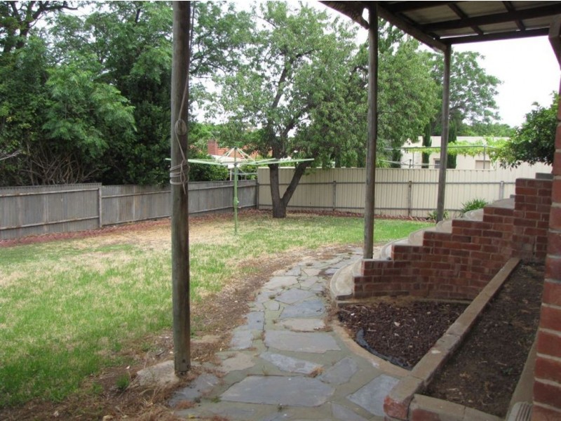 1 Deakin Street, Blair Athol SA 5084