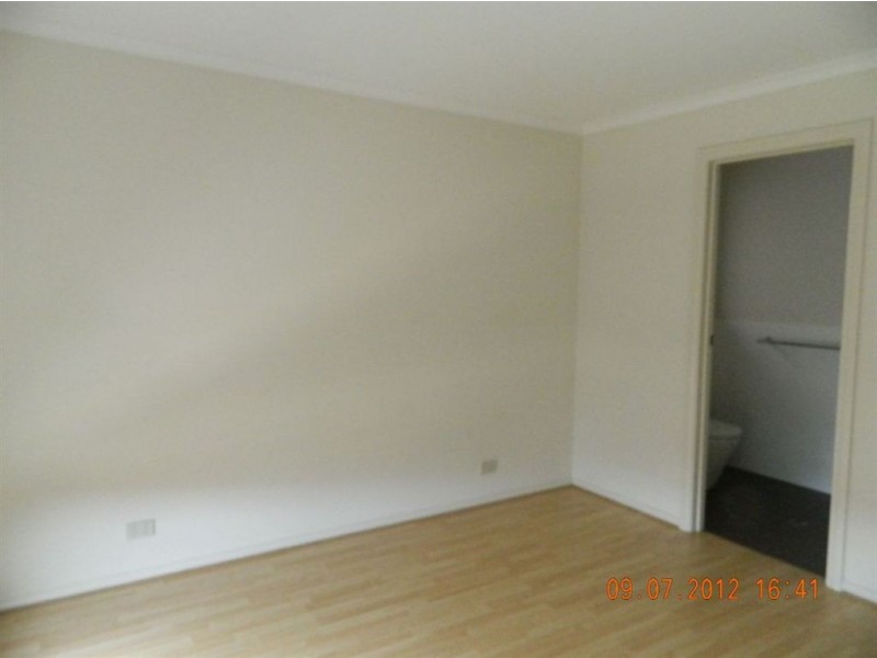 25 Riesling Cres, Andrews Farm SA 5114