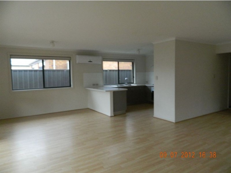 25 Riesling Cres, Andrews Farm SA 5114