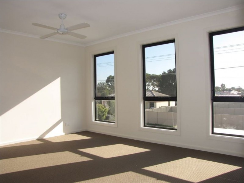 2 Woodmore Street, Woodville North SA 5012