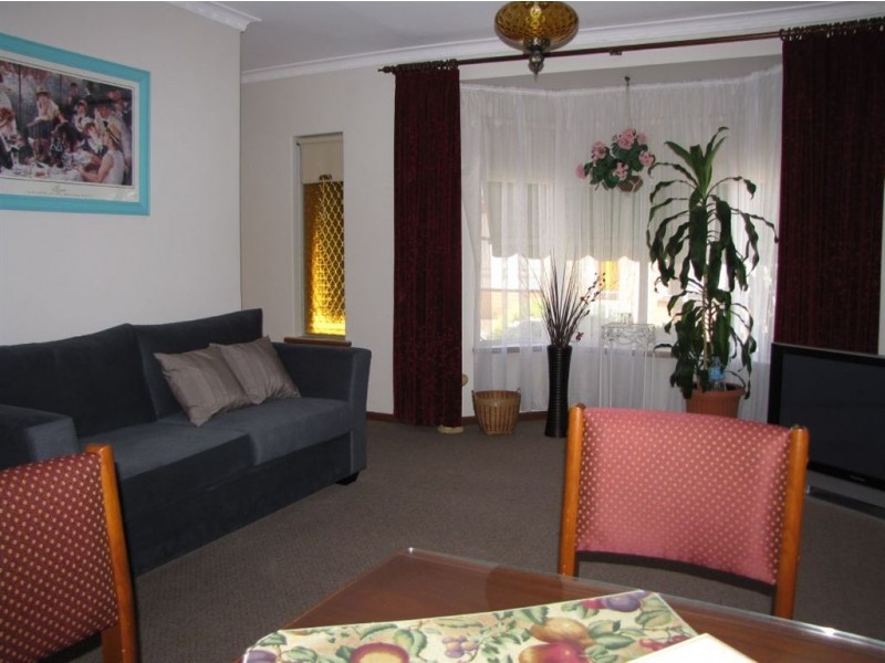 1/3 York Place, Woodville North SA 5012