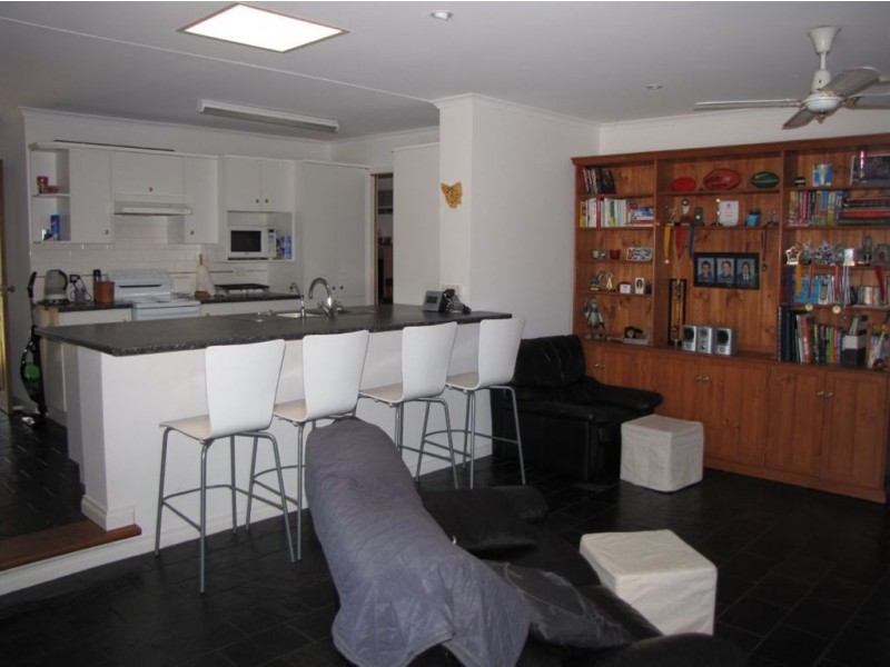 12 Hannam Avenue, Grange SA 5022