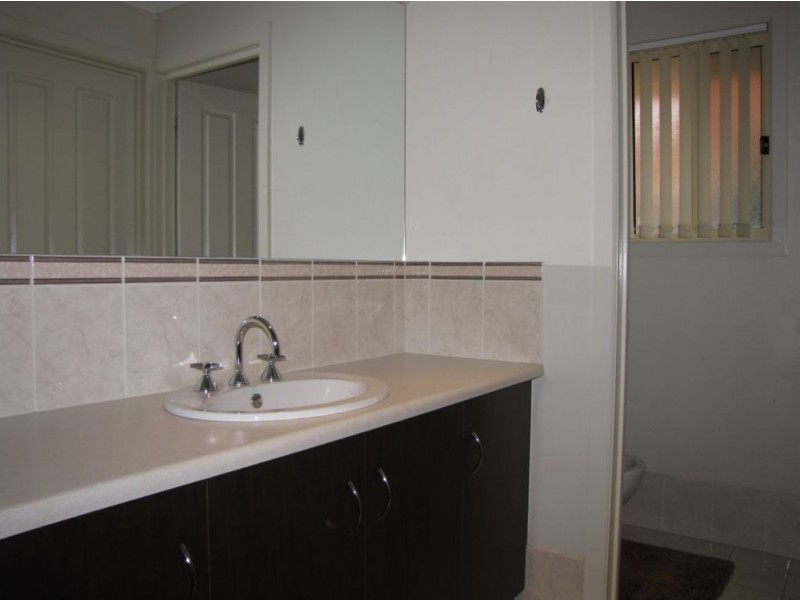 16 Kent Street, Mansfield Park SA 5012