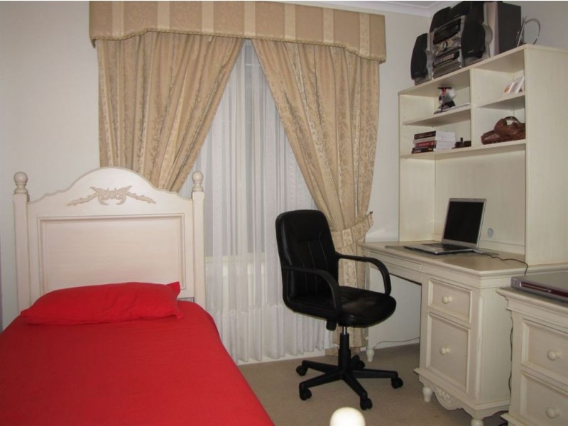 16 Kent Street, Mansfield Park SA 5012