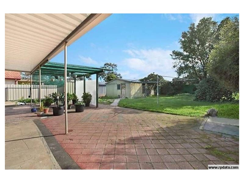 5 Diana Ave, Parafield Gardens SA 5107