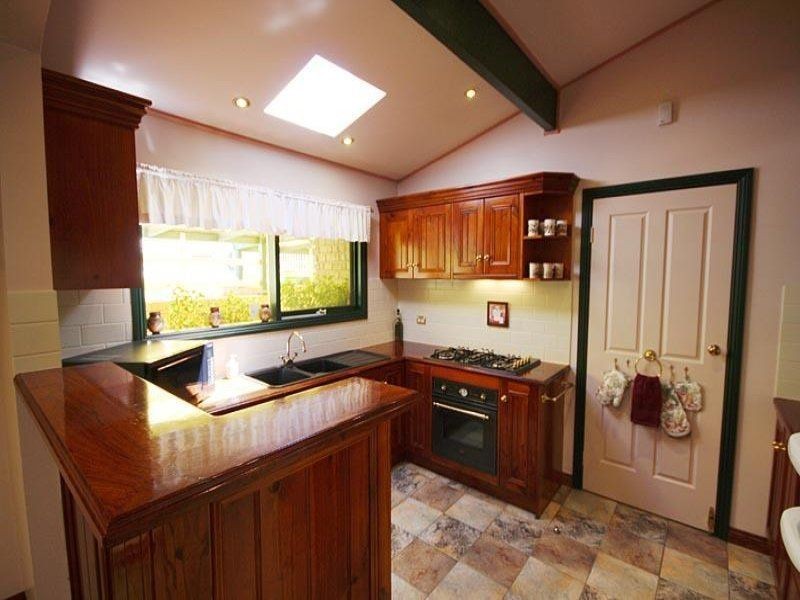 11 Karoona Crescent, Seacombe Heights SA 5047