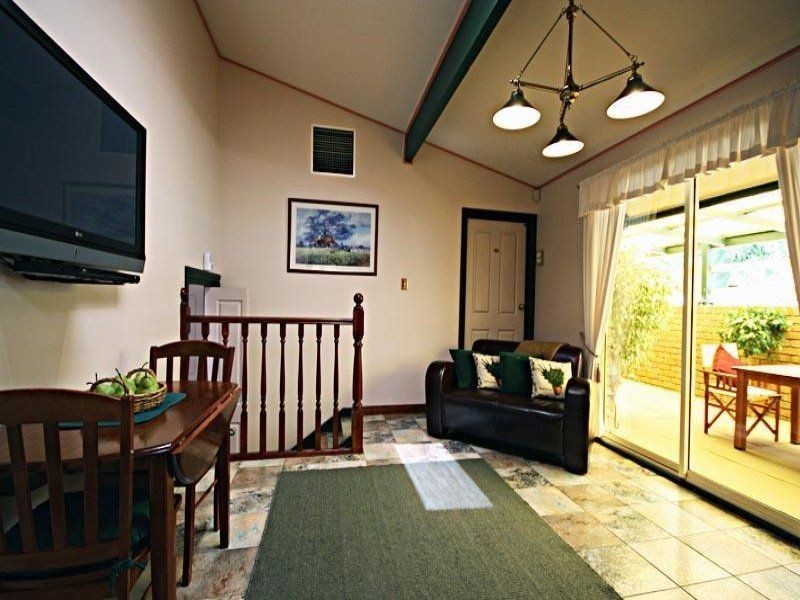 11 Karoona Crescent, Seacombe Heights SA 5047