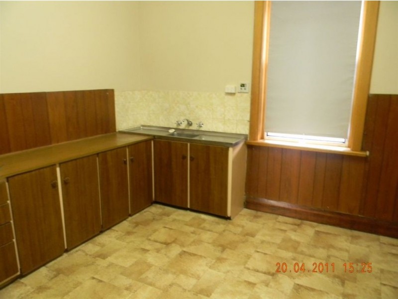 25 Green Rd, Woodville West SA 5011