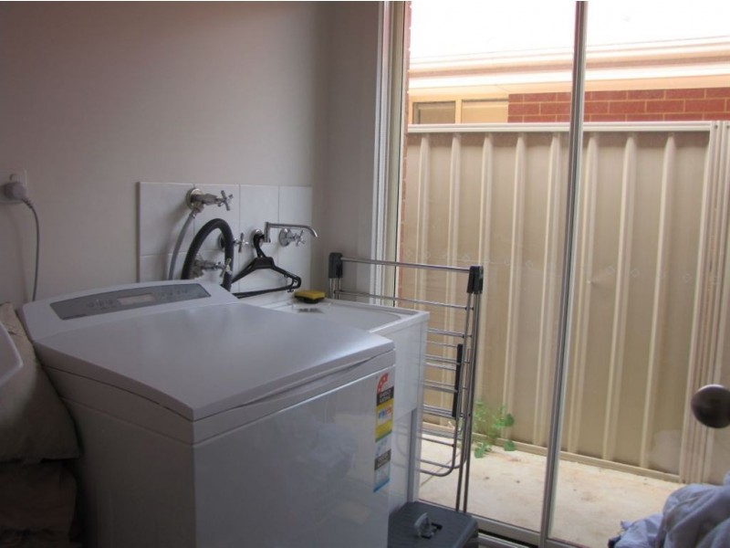 11 Brooke Street, Parafield Gardens SA 5107