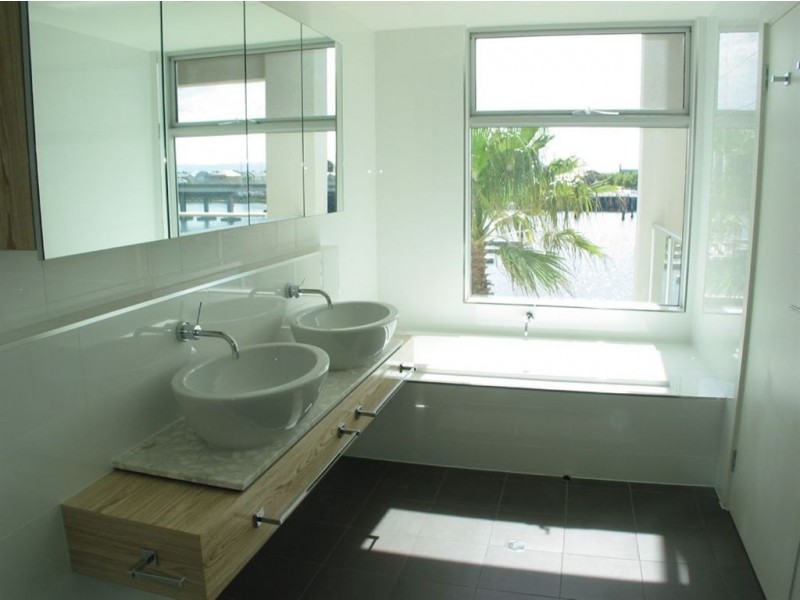 16 Tarni Court, Port Adelaide SA 5015