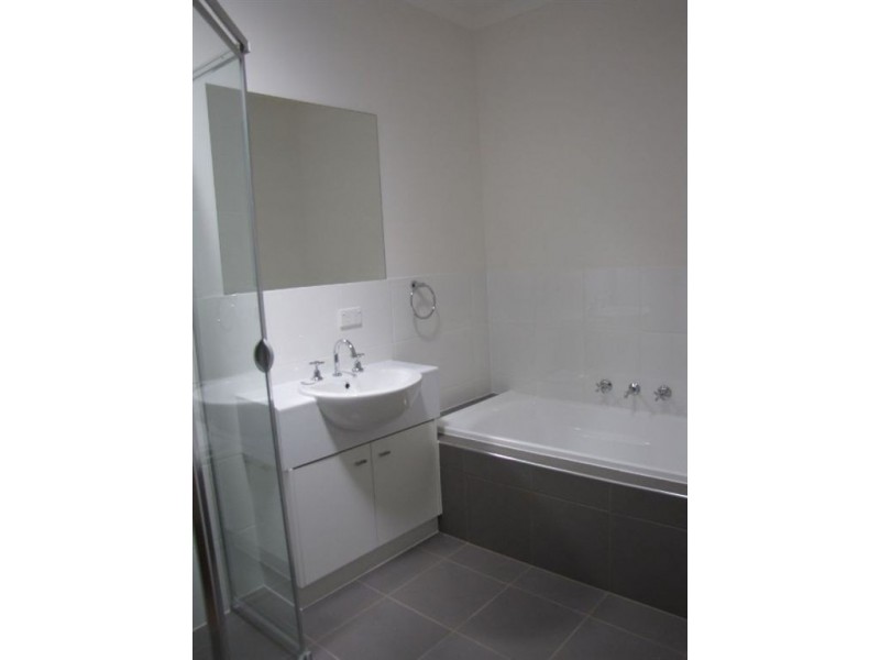 2/21 The Avenues, Athol Park SA 5012