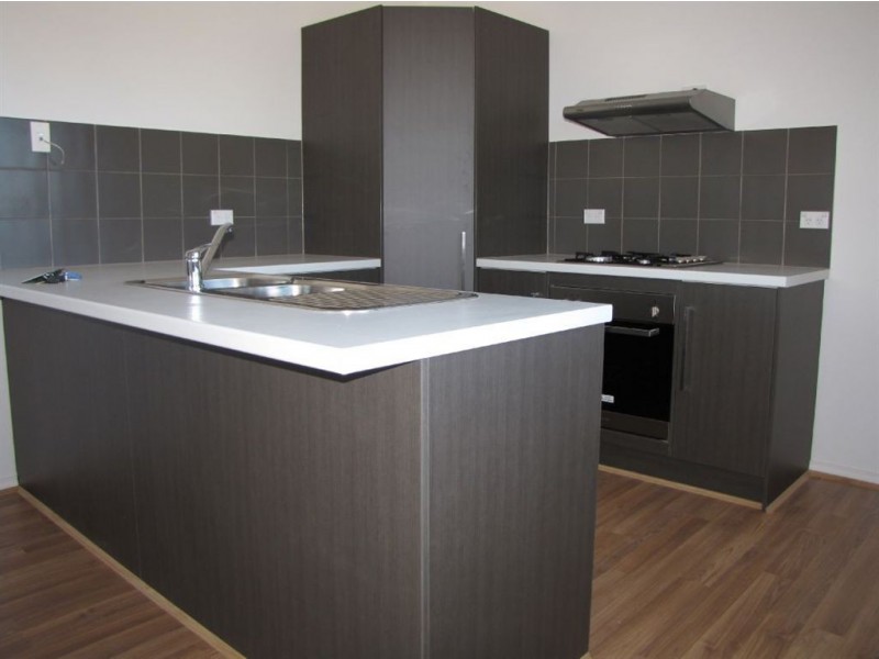 2/21 The Avenues, Athol Park SA 5012