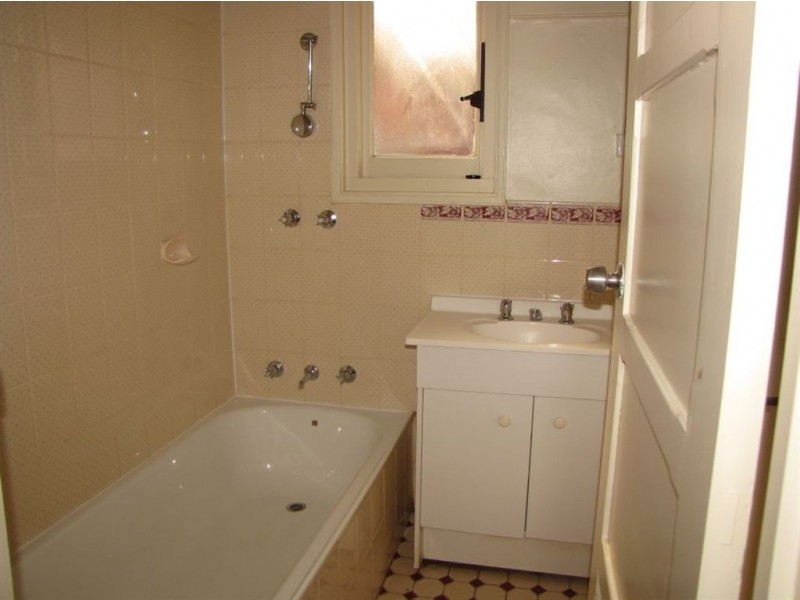 66 & 68 Addison Road, Pennington SA 5013