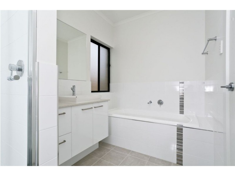 22b Stoneybrook Drive, Paradise SA 5075