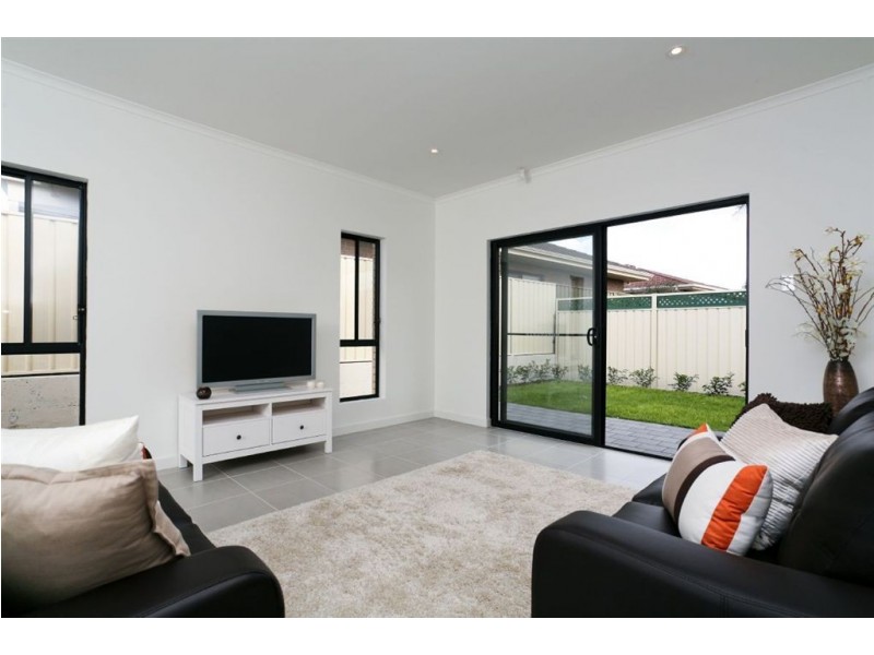22b Stoneybrook Drive, Paradise SA 5075
