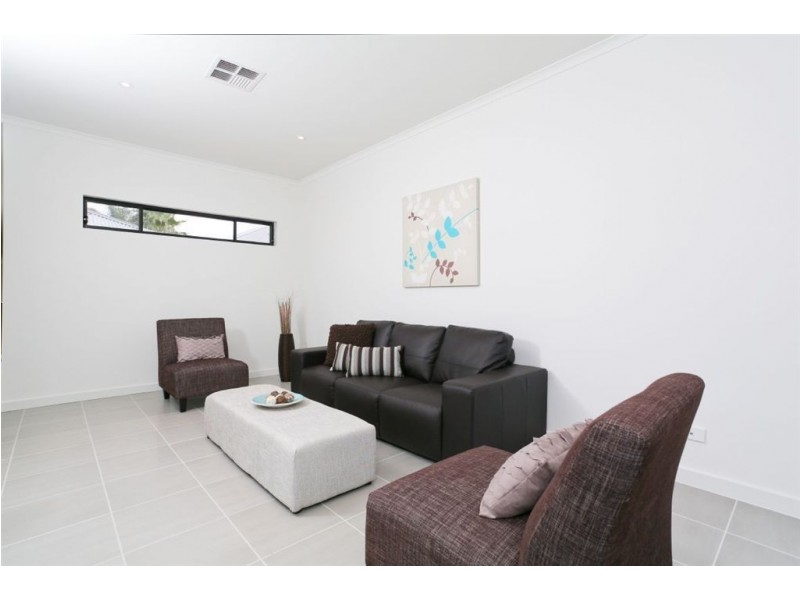 22b Stoneybrook Drive, Paradise SA 5075
