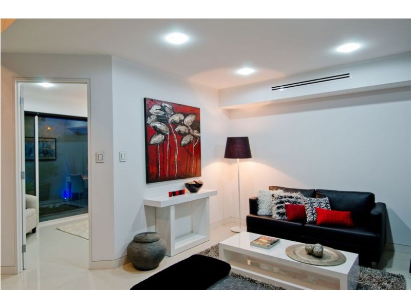 26 Tenth Avenue, St Peters SA 5069