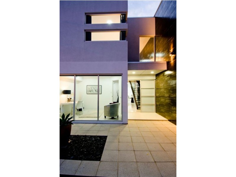 26 Tenth Avenue, St Peters SA 5069