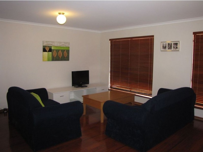 35 Kent Street, Mansfield Park SA 5012