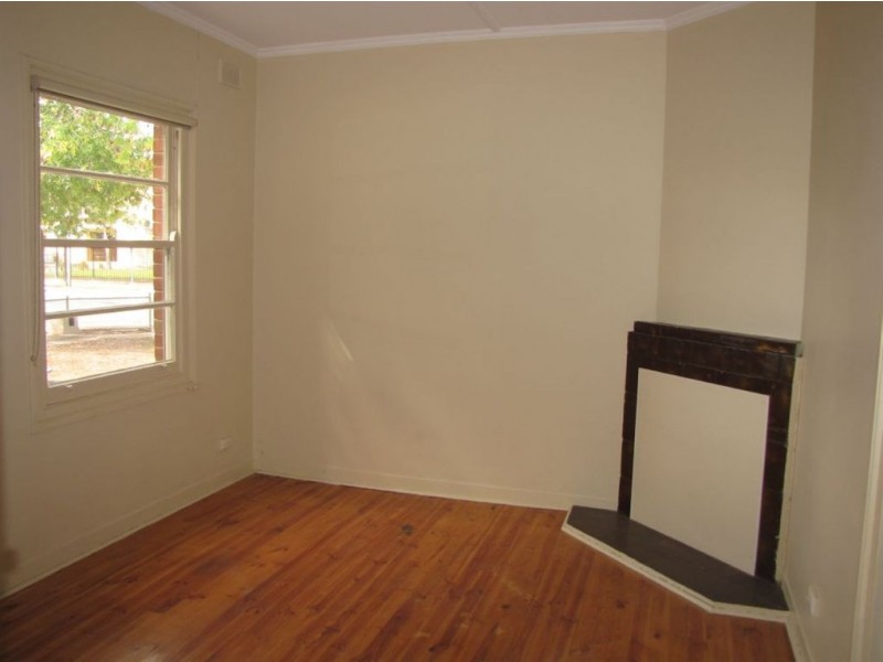 3 Tulloch Avenue, Pennington SA 5013