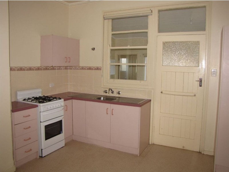 3 Tulloch Avenue, Pennington SA 5013