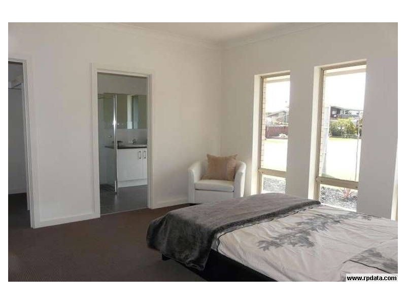 47 Boyd Crescent, West Lakes Shore SA 5020