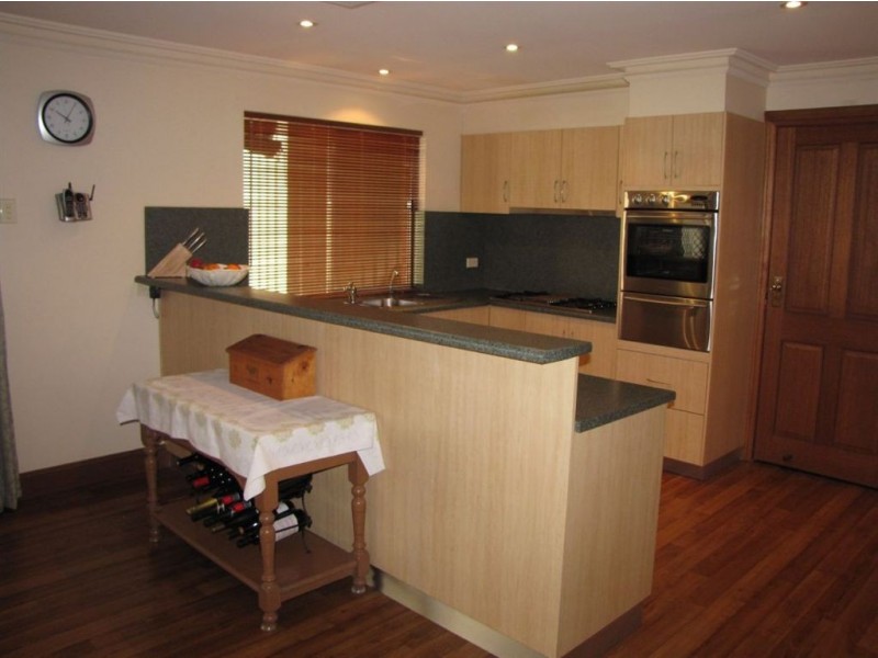 2a Shelley Avenue, Fulham Gardens SA 5024