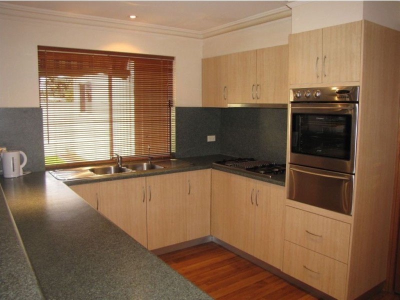 2a Shelley Avenue, Fulham Gardens SA 5024