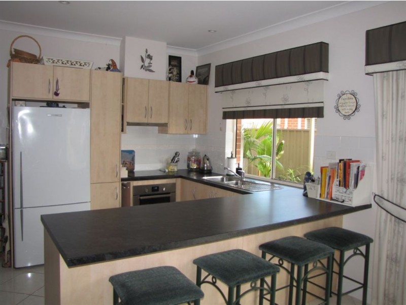 2/33 Raymond Avenue, Seaton SA 5023