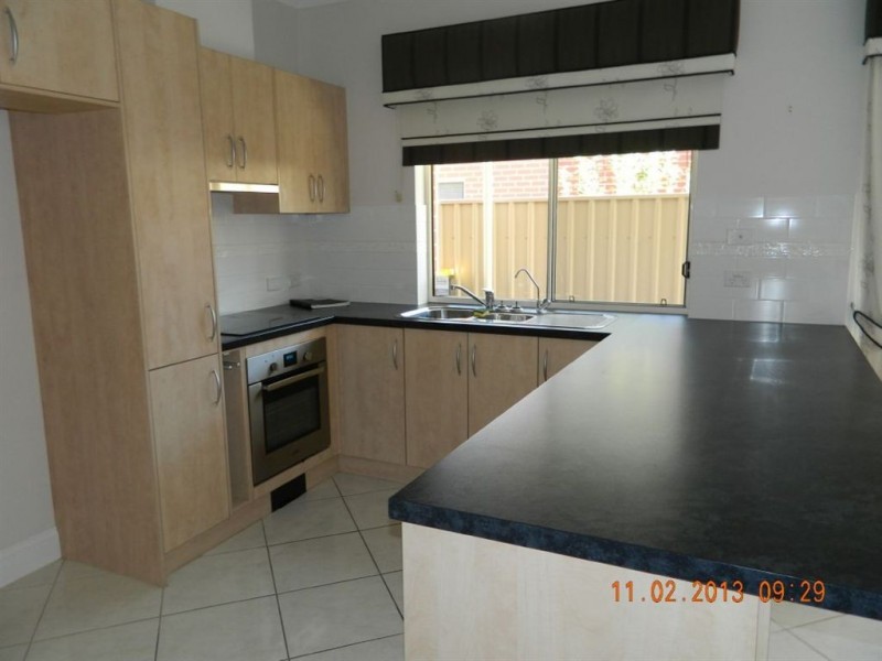 2/33 Raymond Avenue, Seaton SA 5023