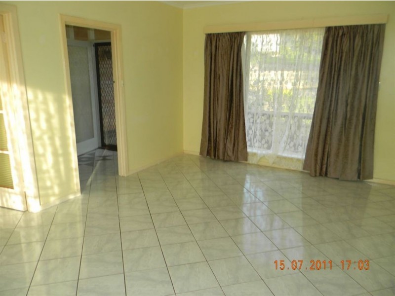 14 Frances Ave, Para Hills SA 5096