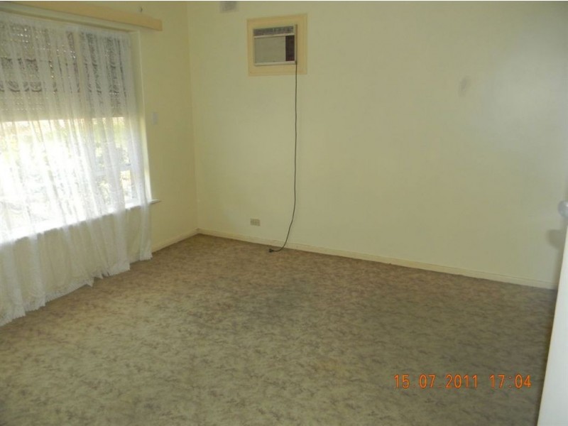 14 Frances Ave, Para Hills SA 5096