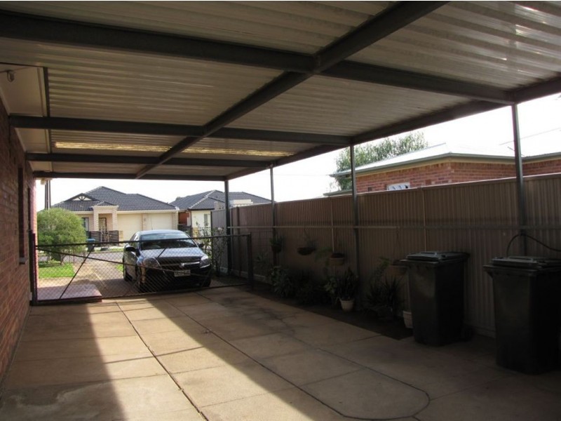 12 Londonderry Crescent, Mansfield Park SA 5012