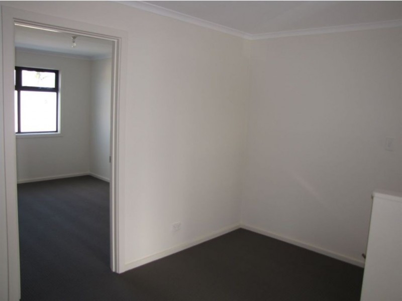 1 Woodmore St, Woodville North SA 5012