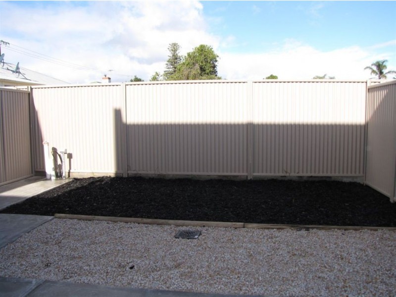 1 Woodmore St, Woodville North SA 5012