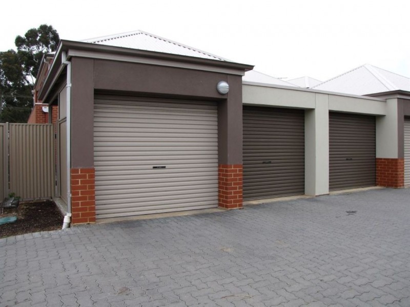 35 Fleming Crescent, Mansfield Park SA 5012