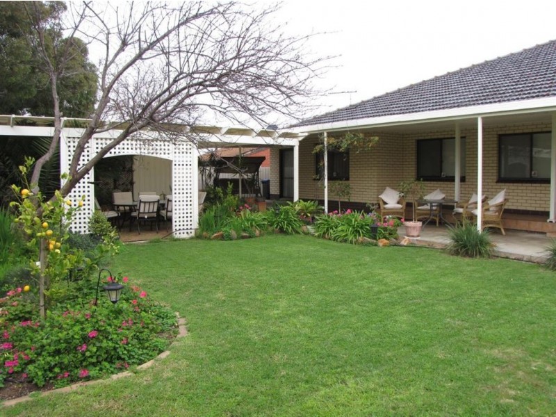 33 Fort Street, Grange SA 5022