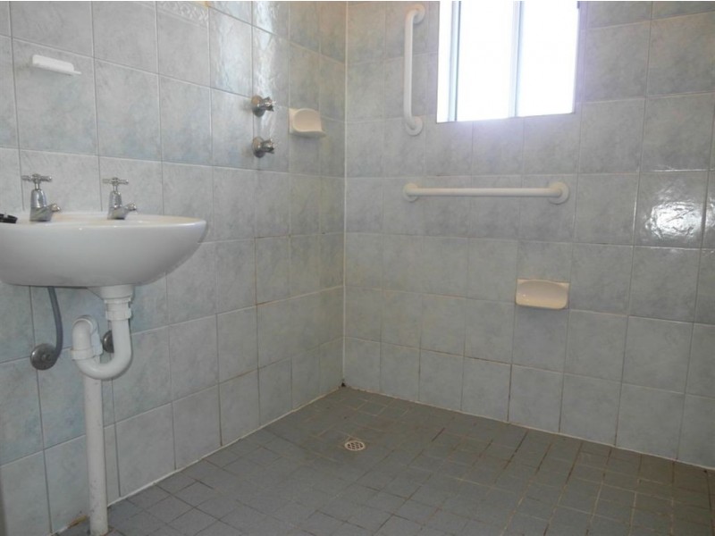 2 Tulloch Avenue, Pennington SA 5013