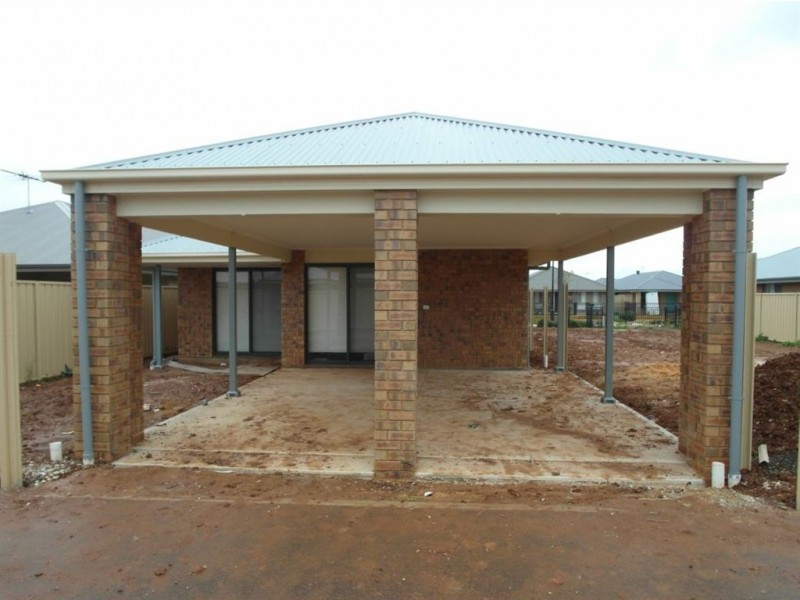 Lot 917 Light Avenue, Munno Para West SA 5115