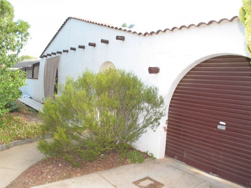 9 Baykai Grove, West Lakes SA 5021