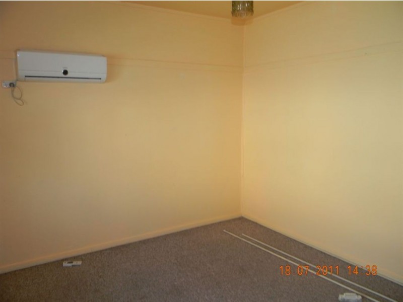 127 Hanson Rd, Woodville North SA 5012