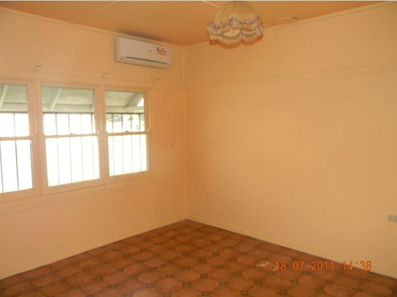 127 Hanson Rd, Woodville North SA 5012