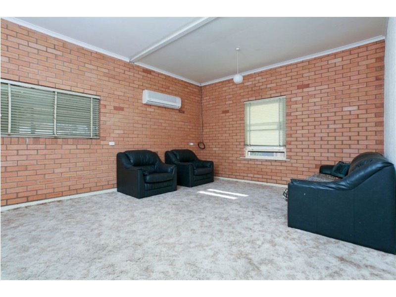 22 Tungara Avenue, Croydon Park SA 5008