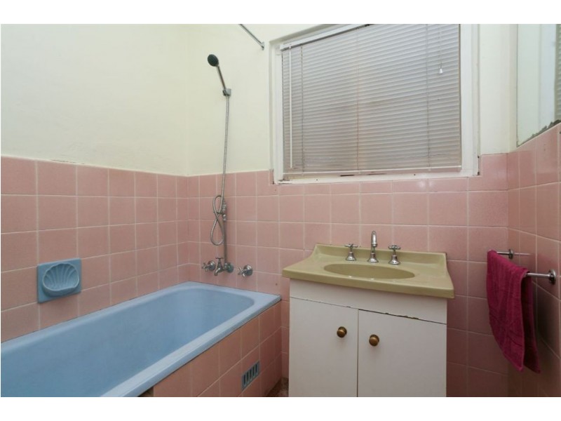 22 Tungara Avenue, Croydon Park SA 5008